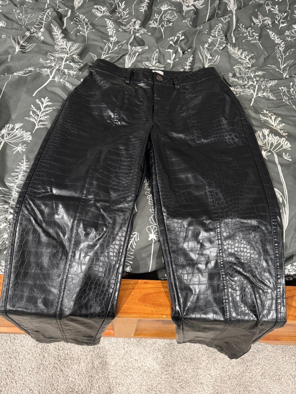 Black Faux Croc Women Pants - Sleek Textured Look